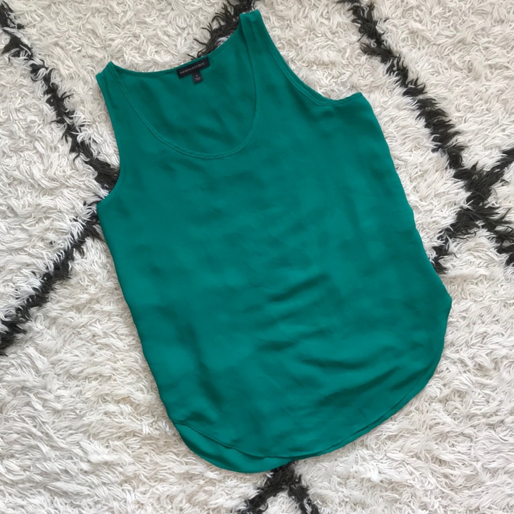 BANANA REPUBLIC Flutter-Back Chiffon Tank